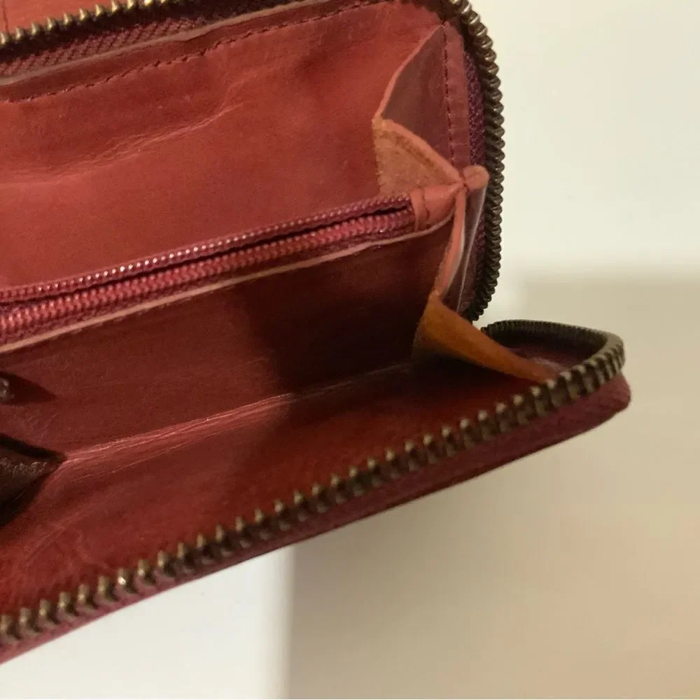 Harbour 2nd Genuine Leather Red Bifold Snap Wallet w/ Zip Pocket